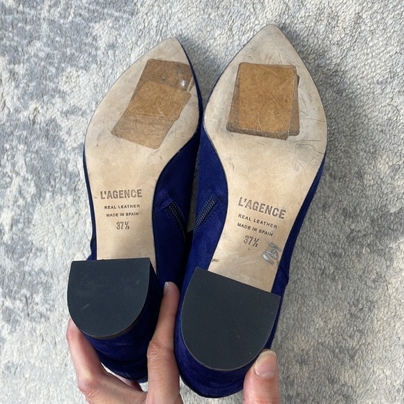 New L’Agence Jeanne Pointed Toe Bootie Ankle Boot Suede Midnight Blue Sz 37.5 - Picture 8 of 13
